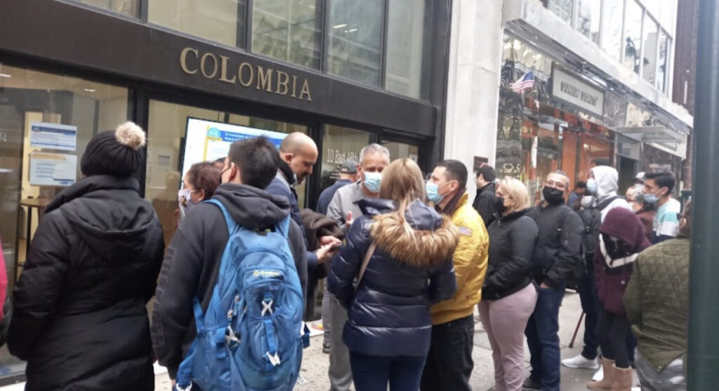 Debido a aumento de casos de covid en funcionarios, cierra hasta nuevo aviso el consulado de Colombia en Nueva York