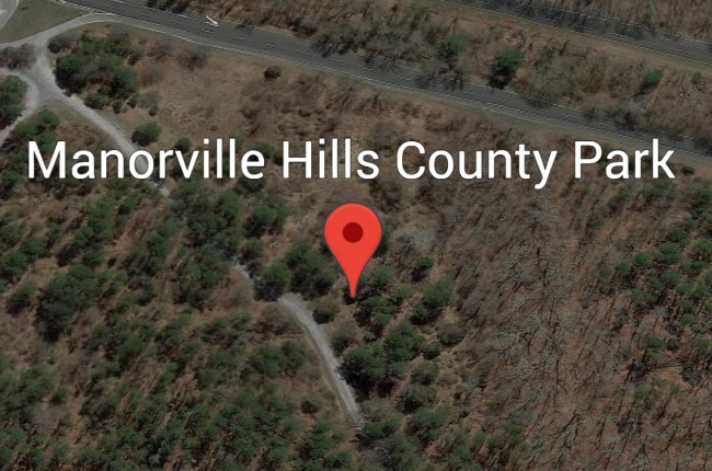 Policía rescata a  familia perdida en bosque de Manorville