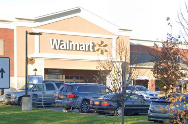 Policía: Menor de 15 años años capturado por robo a Walmart a principios del año