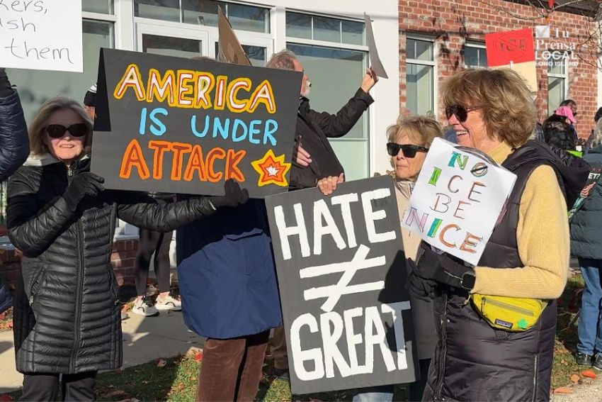 Comunidad del East End protesta nuevamente contra ICE; Desde las afueras de los bomberos de Westhampton piden que la agencia federal deje en paz a la comunidad trabajadora local