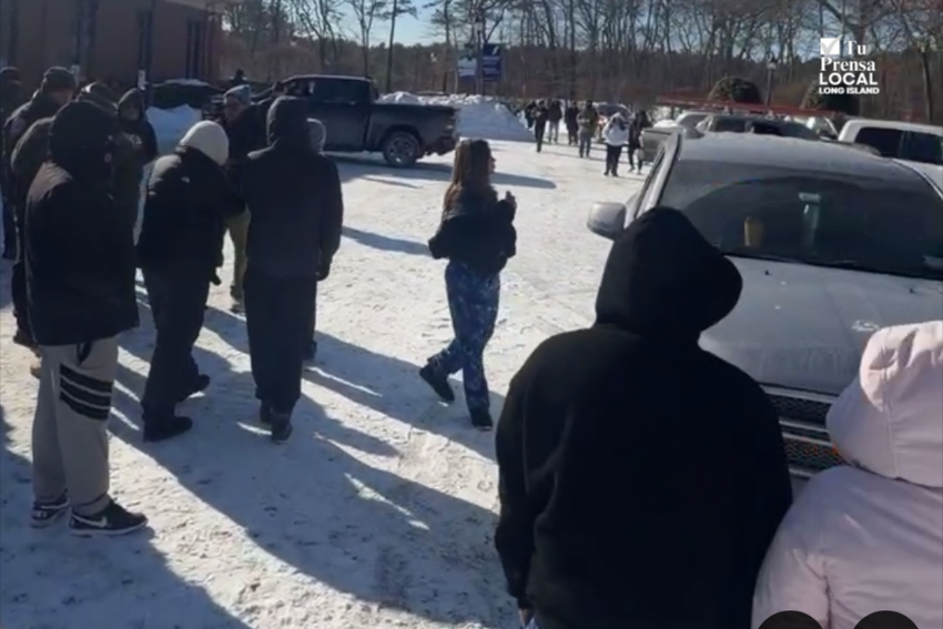 Comunidad de Riverhead se levanta contra presuntos agentes federales de inmigracion