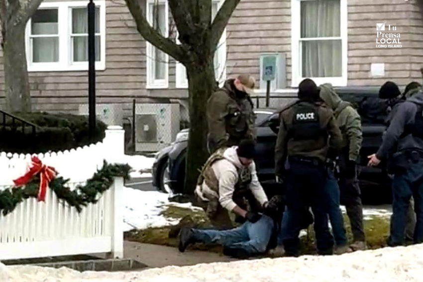 Defensores latinos instan a Riverhead a adoptar una ley local que aborde la seguridad pública durante la actividad de ICE