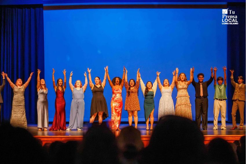 Jóvenes talentos brillan en los premios de teatro estudiantial Teeny Awards 2026